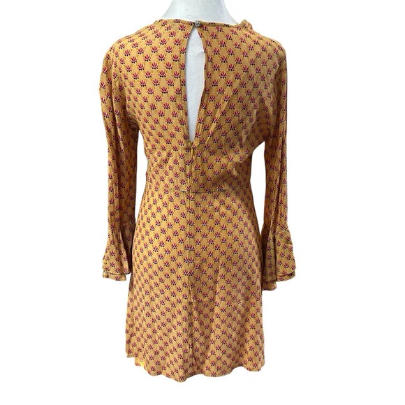 Olivaceous Gold Print Dress Long‎ Sleeve Bell Sleeves Keyhole Back Sz M - Picture 5 of 7